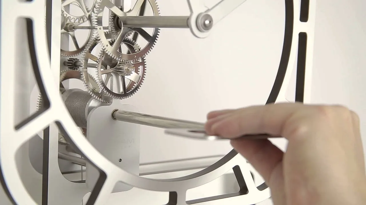Utinam: L’Art Horloger Français Réinventé au Coeur de Besançon – Une Exploration Temporelle Fascinante