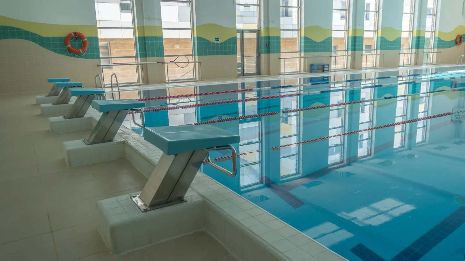 Les piscines à Besançon : Où trouver l’endroit idéal pour nager et se détendre